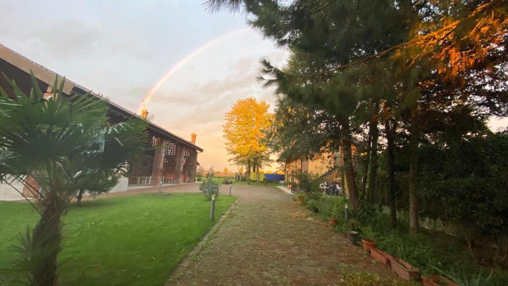 Antica Cascina B&B Borghetto Lodigiano Luaran gambar