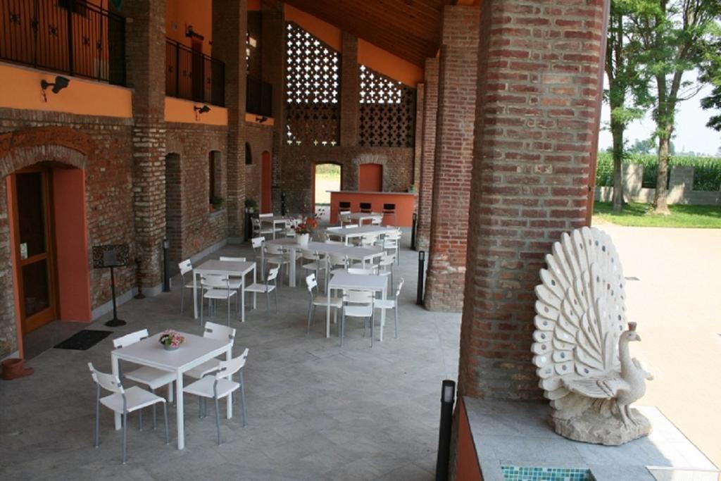 Antica Cascina B&B Borghetto Lodigiano Luaran gambar
